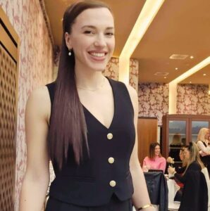 Η Ομάδα του FutureGeneration 4 Picture of Ελπινίκη Κονταξή